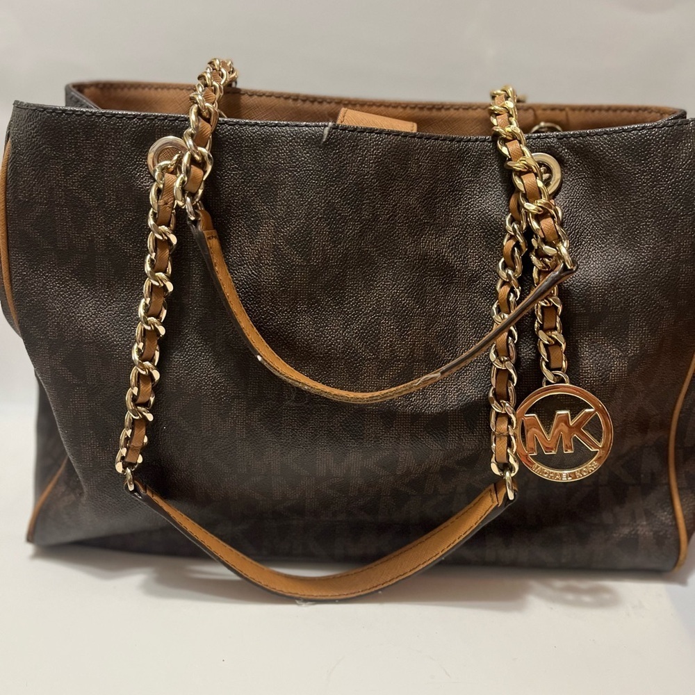 Michael Michael Kors Susannah Ladies Large Leather Tote Handbag - Picture 6 of 14